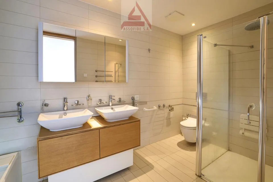 Stilvolle und elegante Wohnung mit Panoramablick auf den Lago Maggiore – Foto 6 von 10