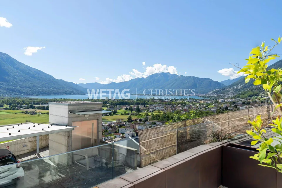 Moderne & helle Wohnung mit grosser Terrasse, ideal auch als Zweitw...
