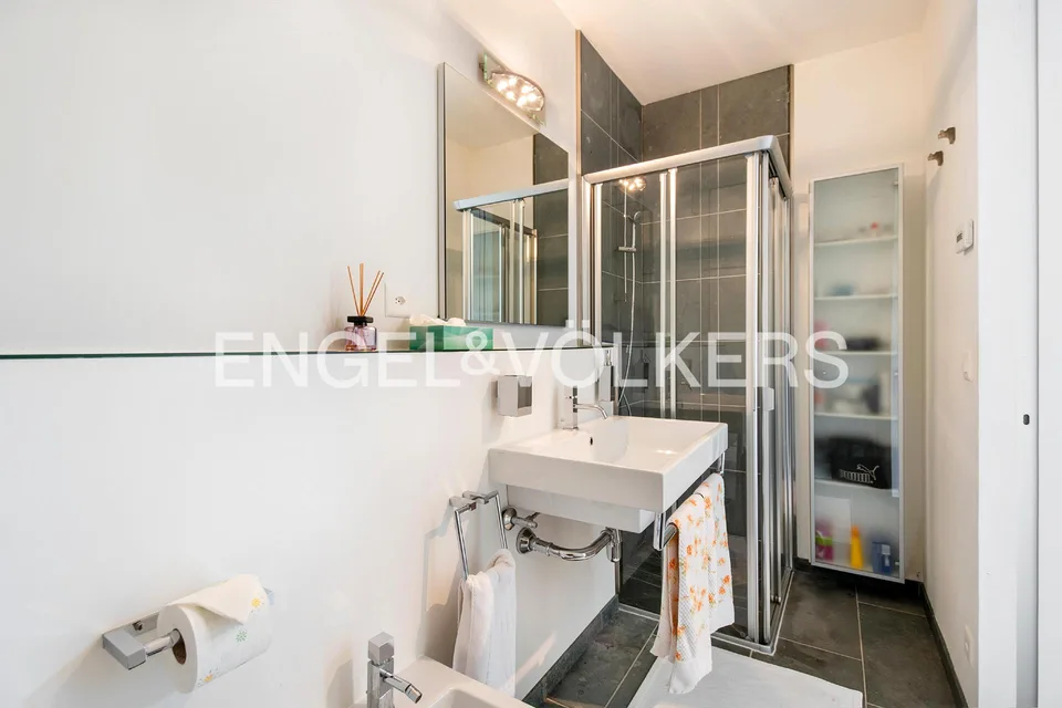 Appartement élégant et moderne avec vue panoramique – photo 10 sur 13