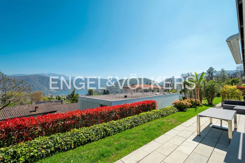 Elegante moderne Wohnung mit Panoramablick