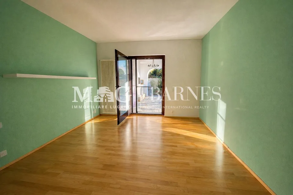 Comano: Appartamento 4.5/5.5 locali con giardino privato e piscina – photo 7 of 9