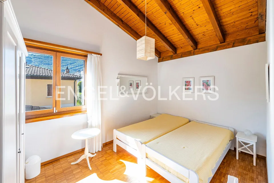 Oasi di tranquillità a Lamone: villa indipendente con piscina e giardi – foto 8 di 13