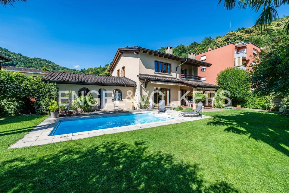Oasi di tranquillità a Lamone: villa indipendente con piscina e giardi – foto 13 di 13
