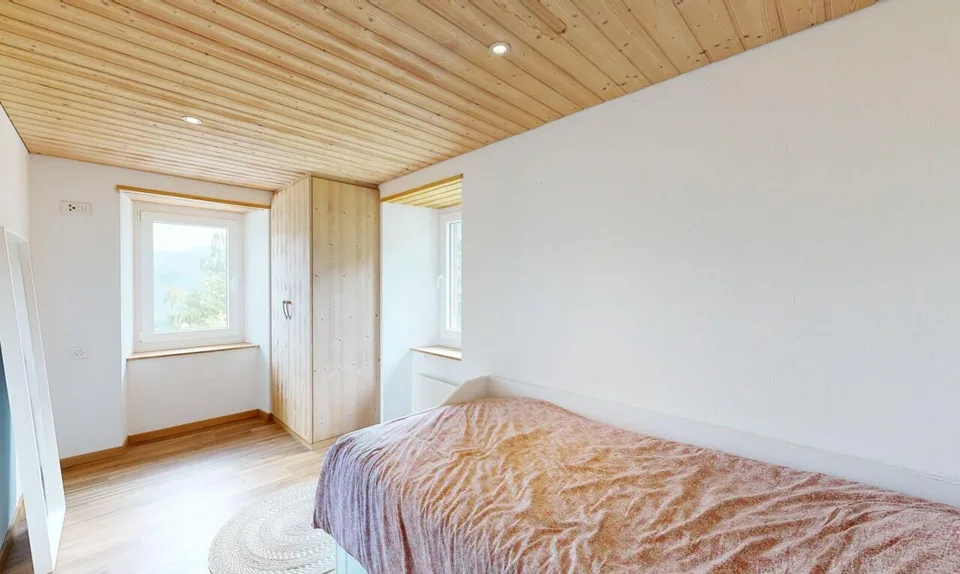 Salvan: Einzelhaus renoviert und mit Renditepotenzial – Foto 9 von 19