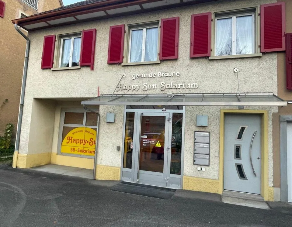 Vielseitig Nutzbare Liegenschaft an zentraler Lage - Wohnen und Arb...