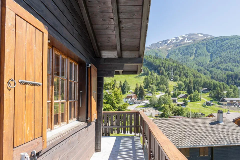 Delizioso chalet di vacanza con molto ambiente a Bürchen