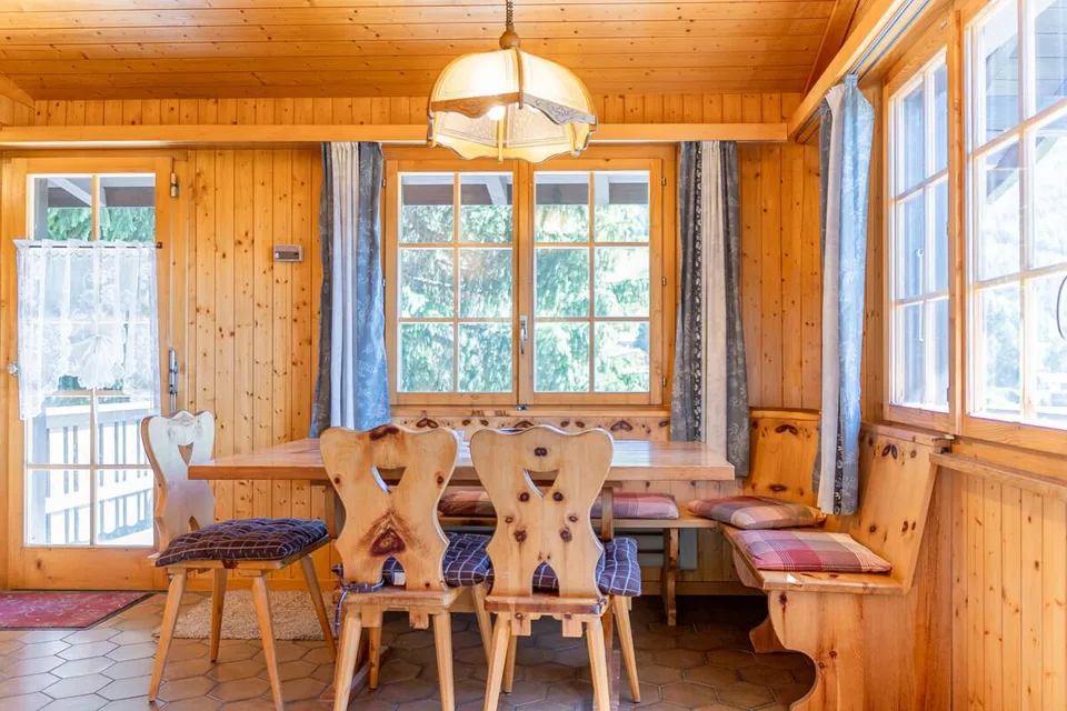 Reizendes Ferienchalet mit viel Ambience in Bürchen – Foto 6 von 9