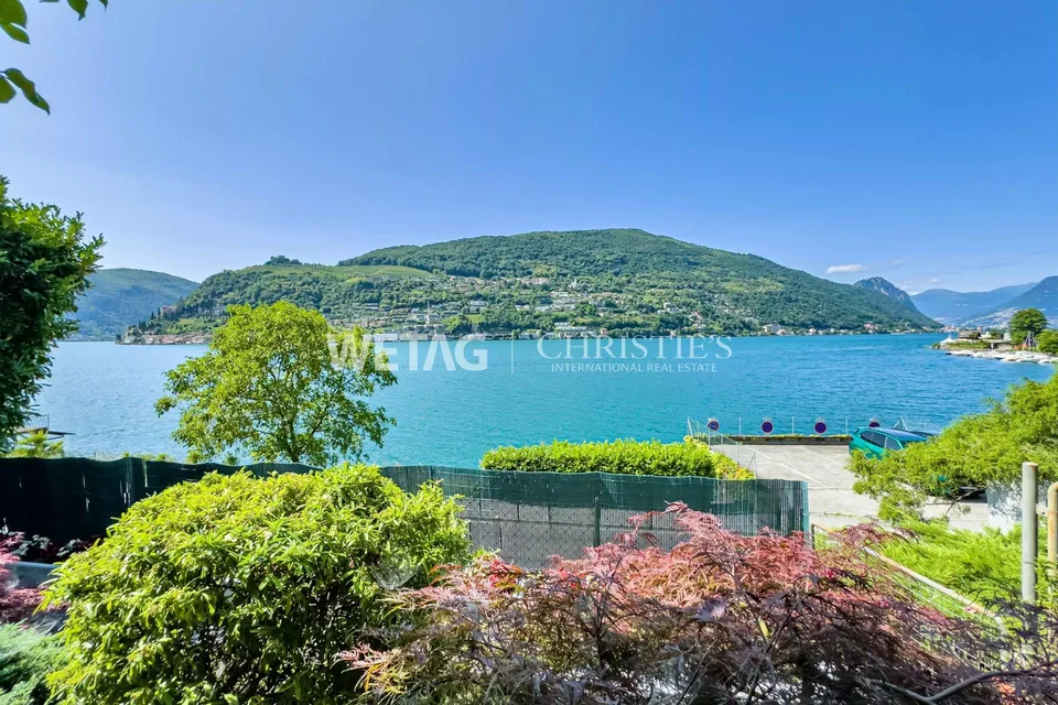 Lugano–Brusino Arsizio: Gemütliche Villa mit herrlichem Seeblick zu...
