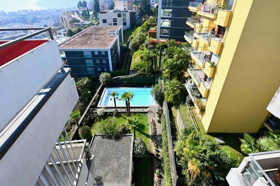 Attico Esclusivo con Terrazza Panoramica a 180 su Lago e Montagne – Foto 26 von 26