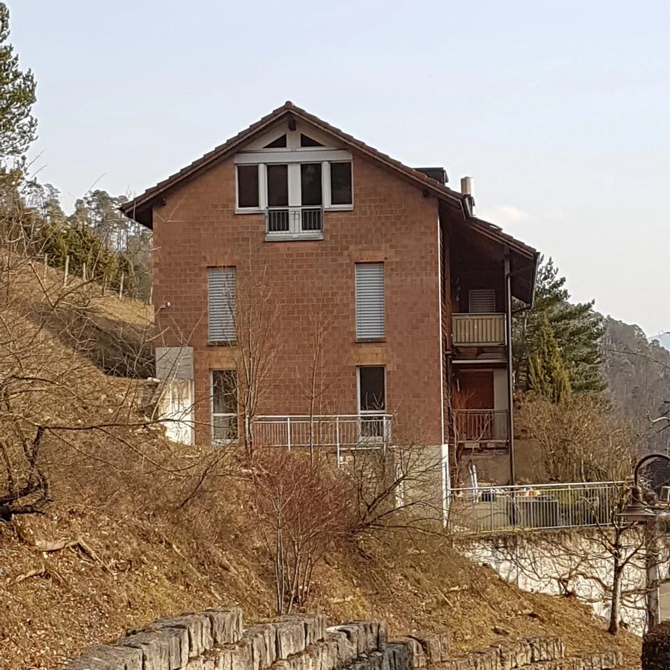 Charmant appartement 3.5 pièces avec balcon à Dittingen