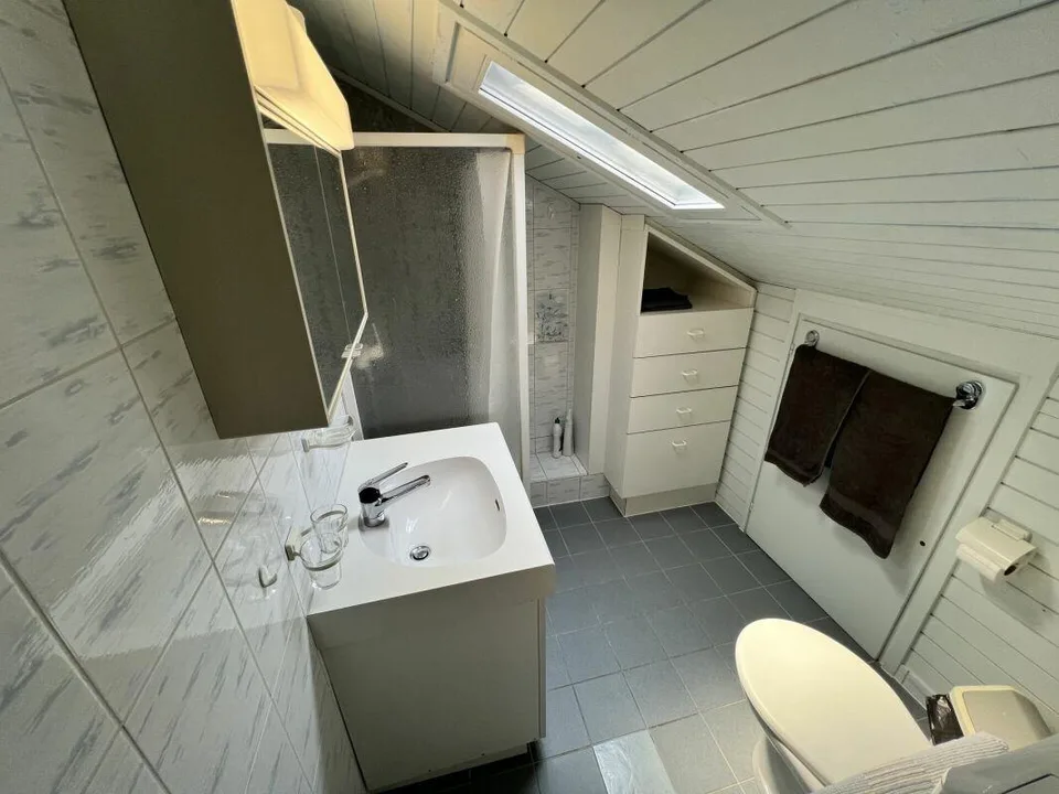 Casa bifamigliare a schiera centrale di 2 + 3.5 locali, con corte – foto 17 di 17