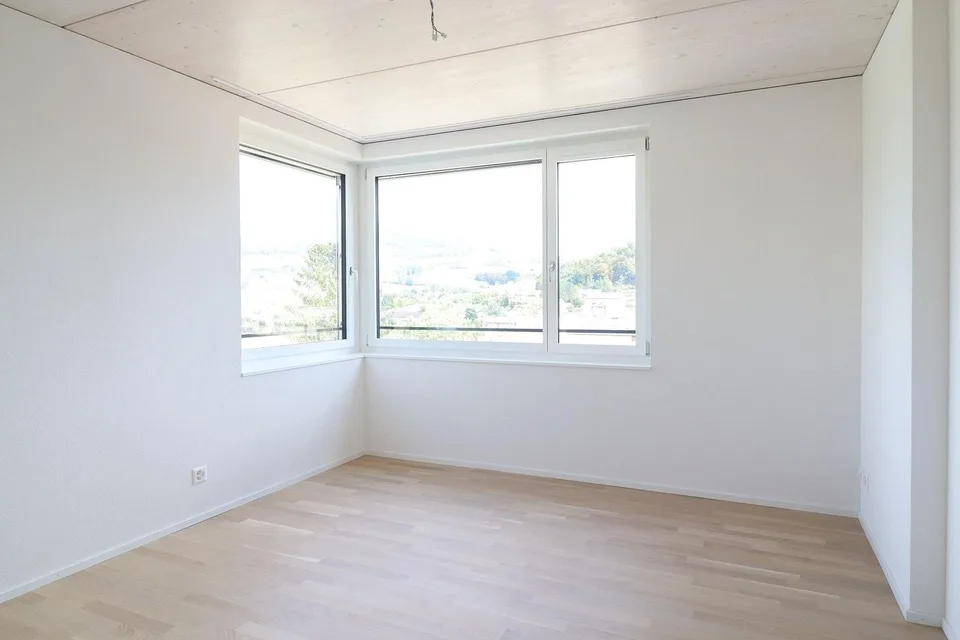 Appartamento mansardato moderno 2.5 locali con vista panoramica a Ostermundigen