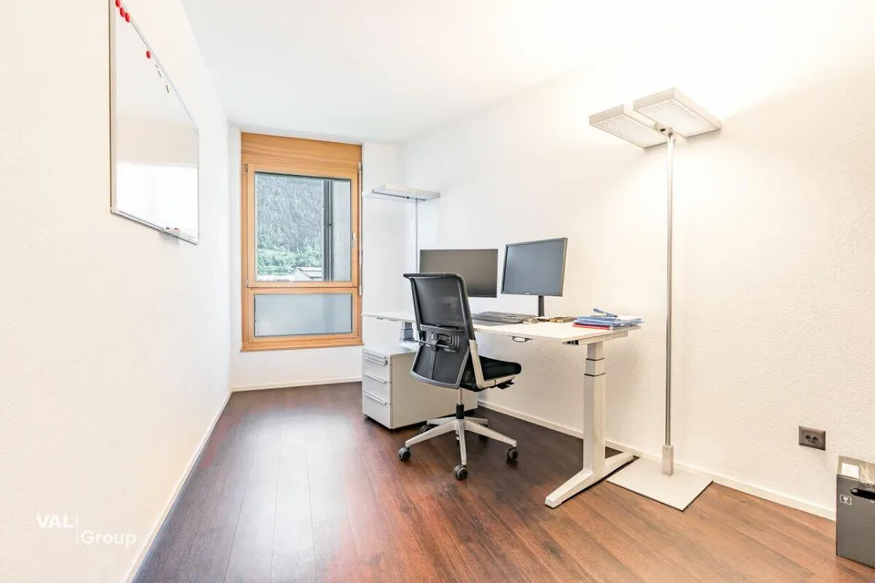 Büro, Praxis oder Wohnung - stilvolle Fläche mit vielfältigen Mögli...