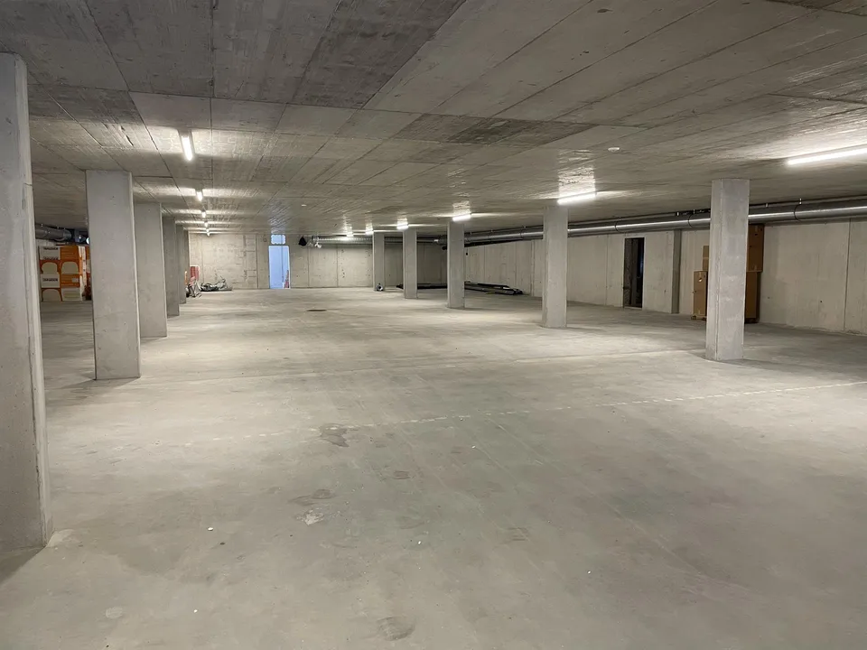 Moderne 4.5 Zimmer-Wohnung 2. Stock an ruhiger Lage -Erstvermietung – Foto 23 von 33