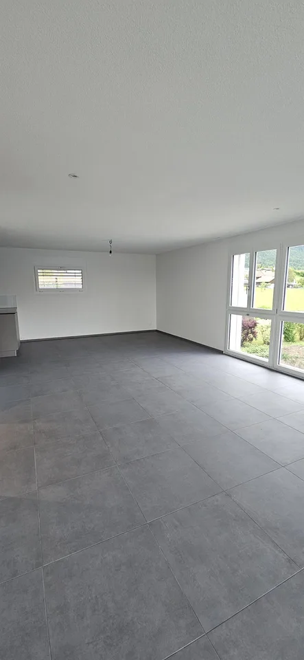 Moderne 4.5 Zimmer-Wohnung 2. Stock an ruhiger Lage -Erstvermietung – Foto 12 von 33