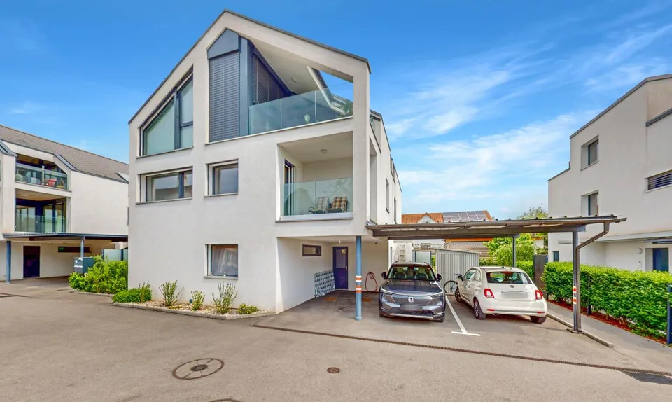 Bellissimo duplex di 3.5 locali con terrazza a Sugiez