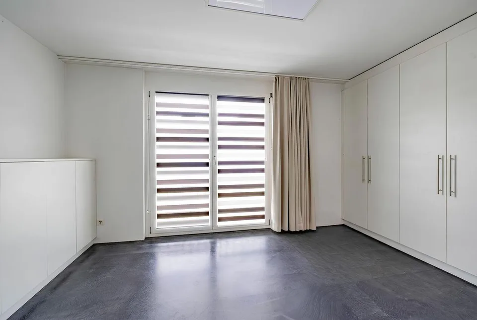 Casa unifamiliare purista di 7,5 locali su un terreno da sogno di 1.660 m²
