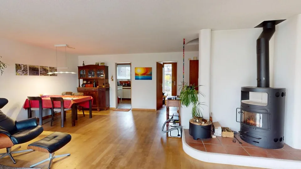 Maison de rang bien entretenue et modernisée de 5,5 pièces – photo 7 sur 15