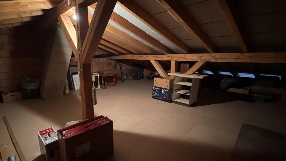 Maison de rang bien entretenue et modernisée de 5,5 pièces – photo 15 sur 15