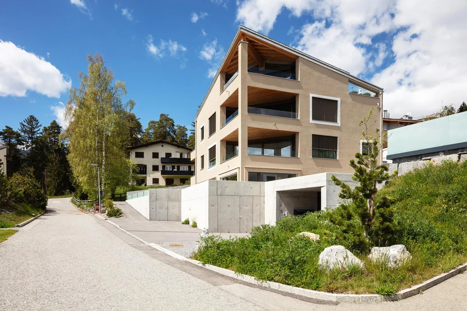 Hochwertige Eigentums-Wohnung (4,5 Zi.) in Lantsch/Lenz (GR)
