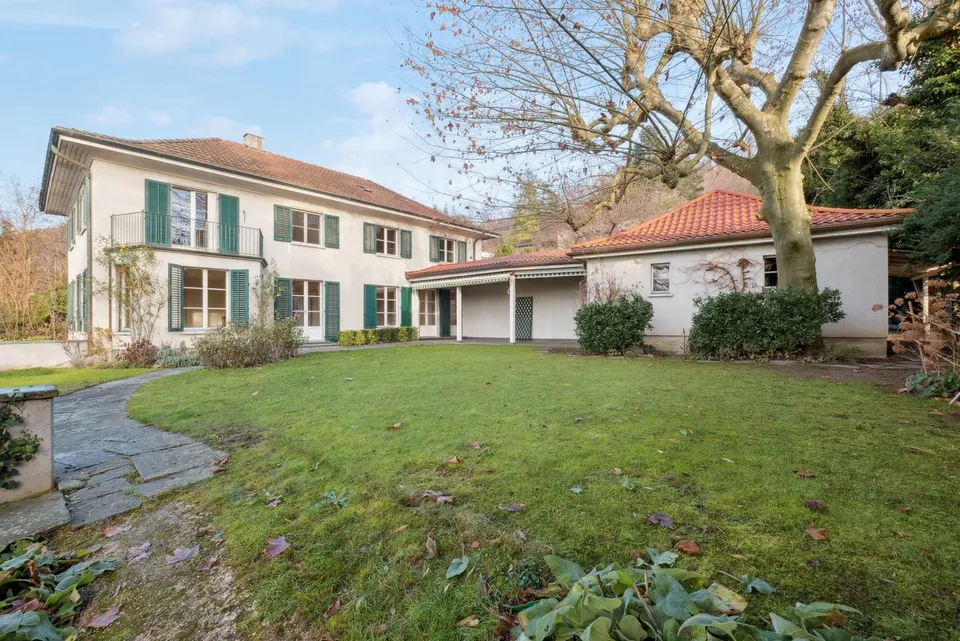 Charmante Landhaus-Villa mit Weitblick in bester Lage von Arlesheim – photo 7 sur 13