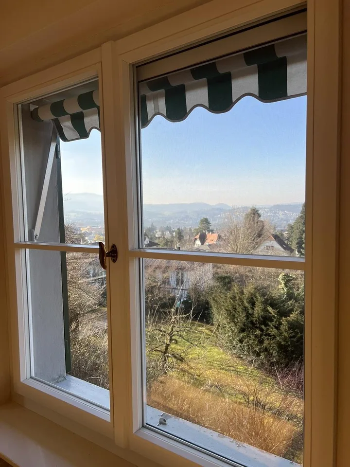 Charmante Landhaus-Villa mit Weitblick in bester Lage von Arlesheim – photo 10 sur 13