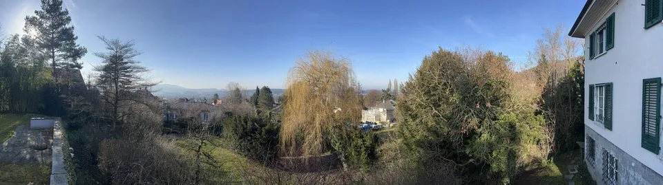 Charmante Landhaus-Villa mit Blick über Arlesheim