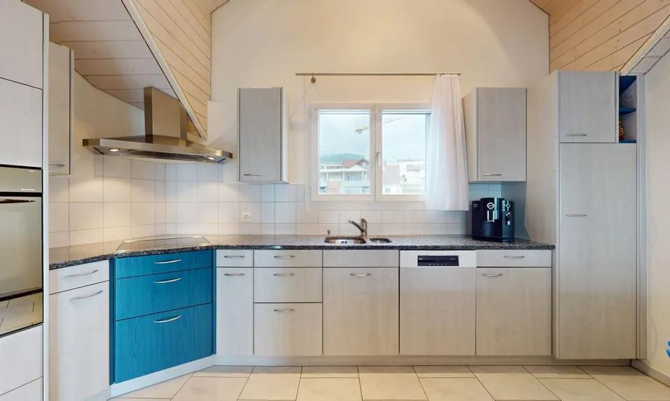 Dachwohnung mit fantastischer Bergsicht – Foto 7 von 22