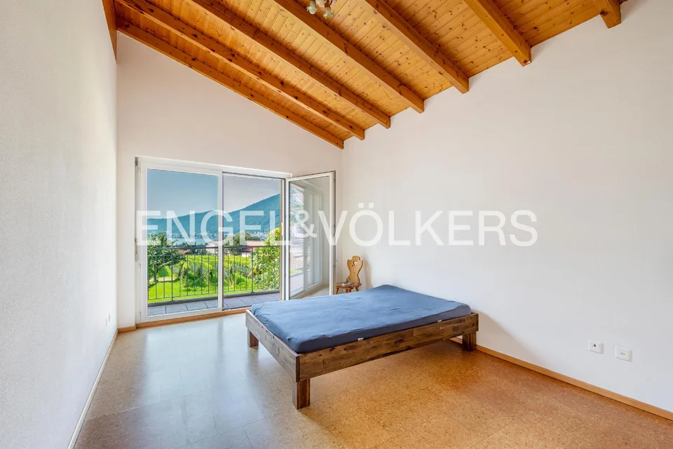 Splendida casa indipendente di 5.5 locali – foto 7 di 13