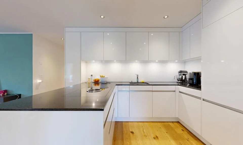 Moderne 5-Zimmer-Wohnung mit grossem Balkon in Boswil