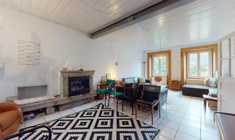 Ein charaktervolles Zuhause mit atemberaubendem Blick!