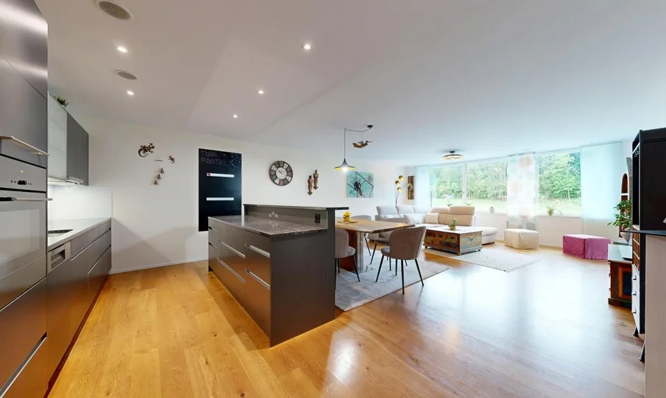 Minergie-Wohnung mit Balkon, Komfort & Privatsphäre