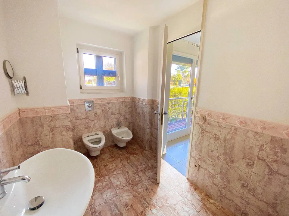 Casa unifamiliare con piscina - EFH mit Pool – photo 15 sur 36