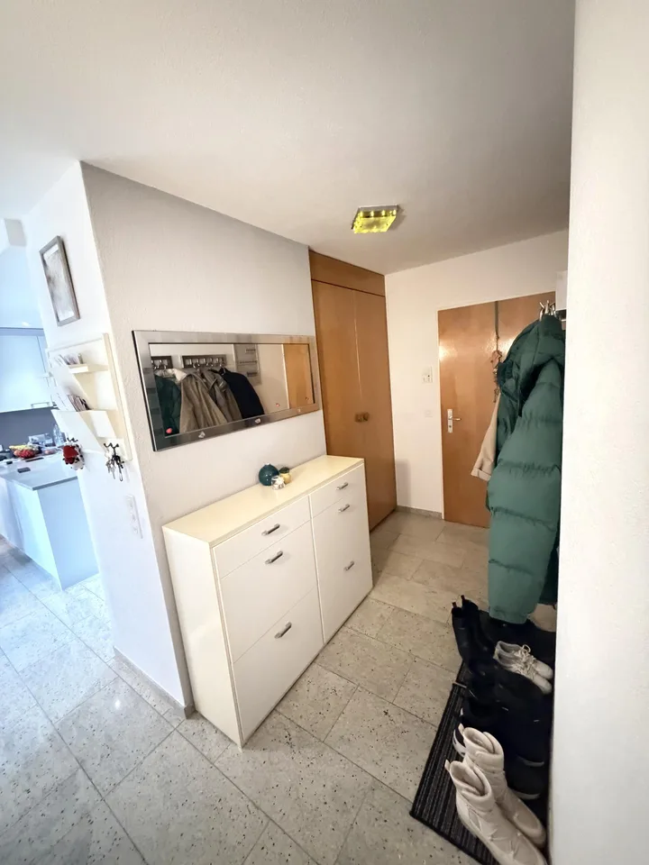 Delizioso appartamento a maisonnette di 5,5 locali a Glattfelden con posto auto in garage sotterraneo