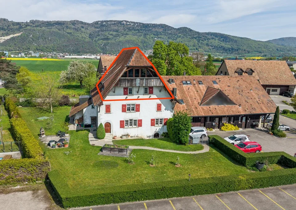Liebhaberobjekt - Grosszügige Maisonette-Wohnung mit Charme