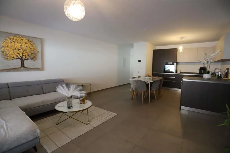 Vier-Zimmer-Wohnung in Rivera