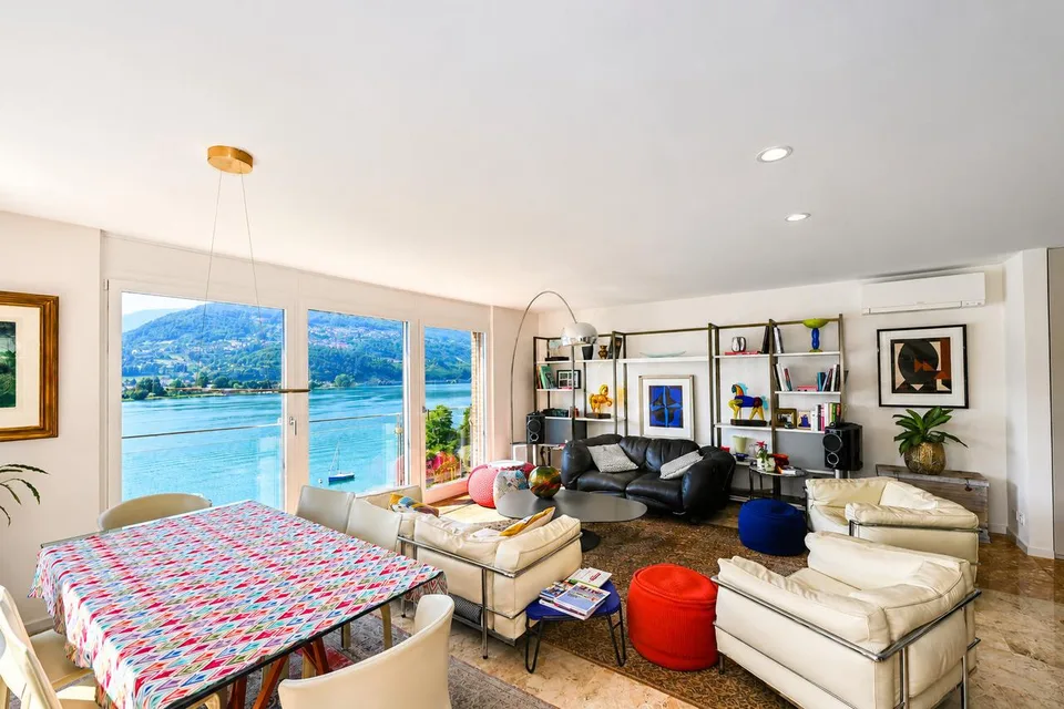 Luminosa Villa con Giardino, Piscina e Vista sul Lago di Lugano – foto 12 di 24