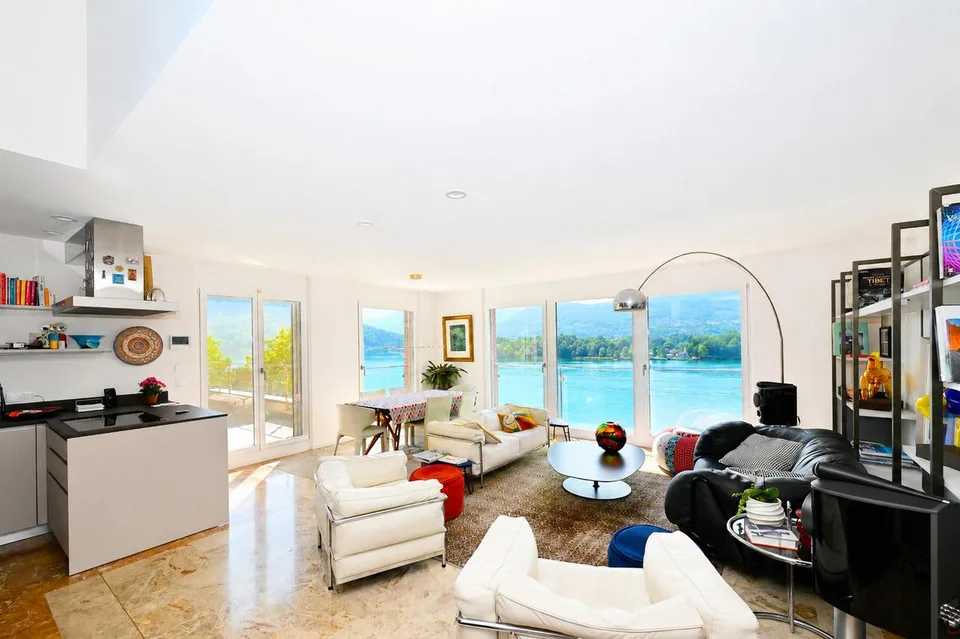 Luminosa Villa con Giardino, Piscina e Vista sul Lago di Lugano – foto 10 di 24