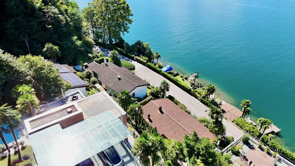 Luminosa Villa con Giardino, Piscina e Vista sul Lago di Lugano – foto 24 di 24