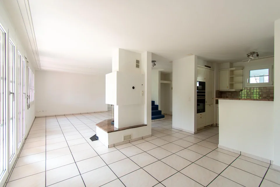 Attraktive 5.5 Zimmer-Maisonette-Wohnung mit Balkon