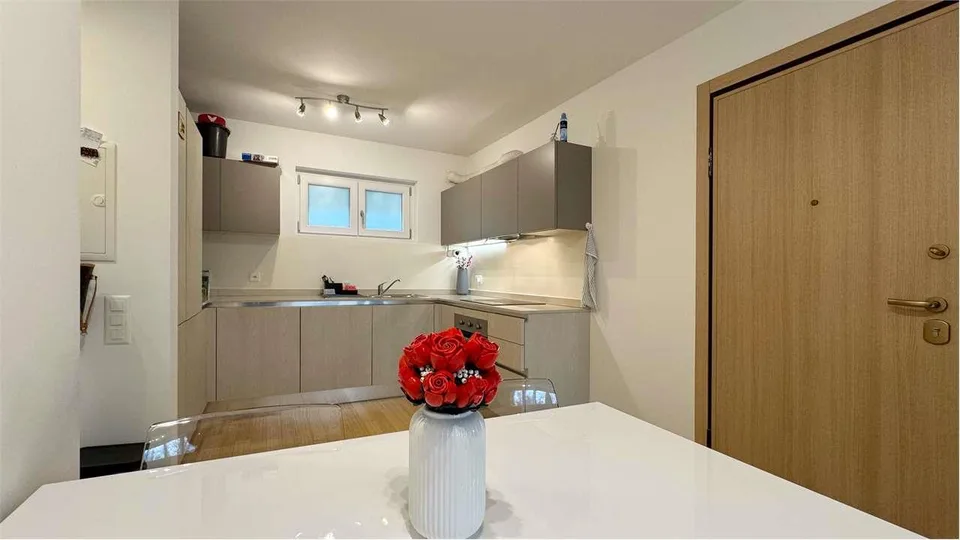 Appartamento in vendita da 2.5 locali con giardino privato