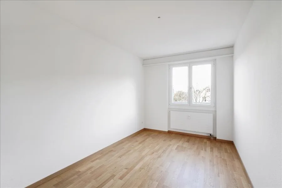 Appartamento luminoso e moderno in una zona verde – foto 10 di 12