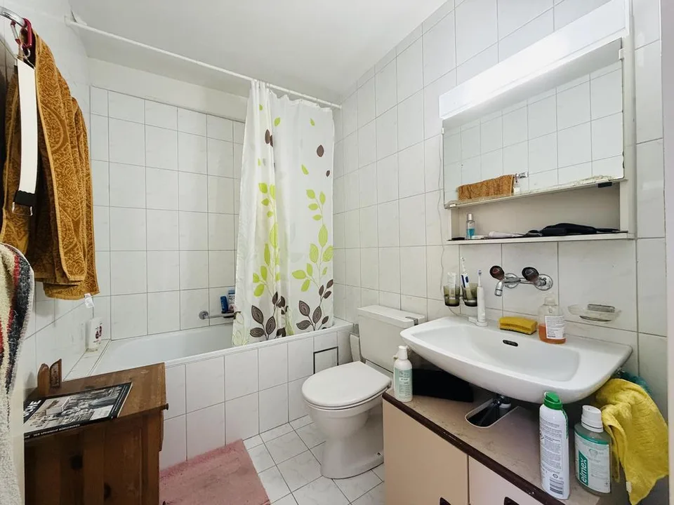 Stilvolle Altbauwohnung mit Charme - Grosszügiges Wohnen – Foto 7 von 9