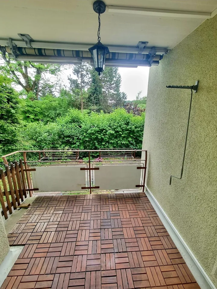 Grosse komfortable 4.5 Zimmerwohnung mit tollen Gartensitzplatz