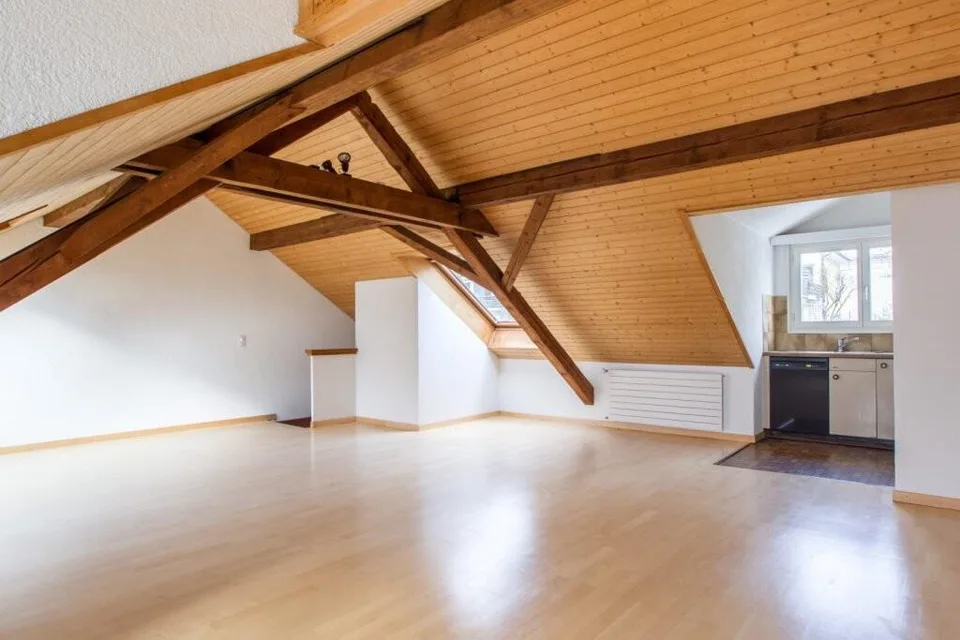 2.5 Zimmer Maisonettwohnung mit Seesicht - befristet bis 30.09.2027