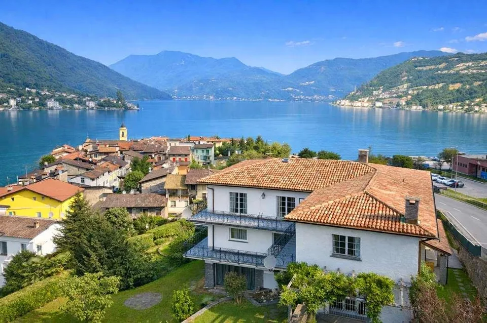 Villa panoramique sur le Lago Ceresio avec grand jardin