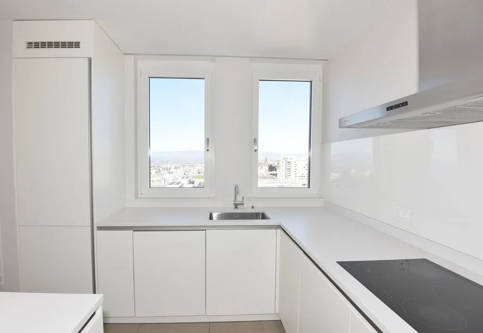 Beautiful Bel-Air 1, magnificent accommodation on the 10th floor of the tower – photo 6 of 11