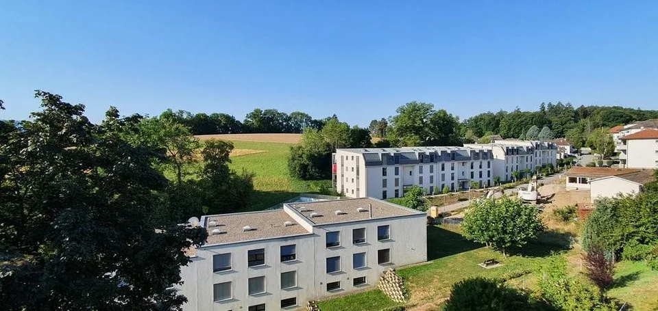 Appartement de 4 pces, au dernier étage, avec magnifique vue dégagée