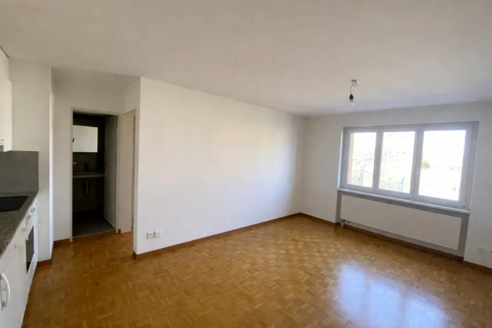 Helle und freundliche 2-Zimmer-Wohnung in West-Oerlikon