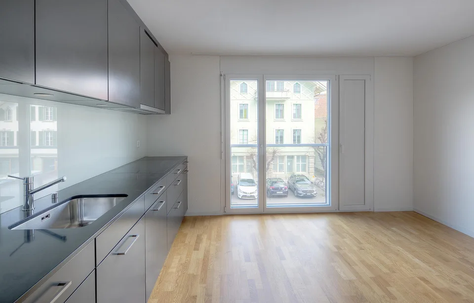 Neu ausgebaute 2.5-Zimmer-Wohnung im Rexmax Thun
